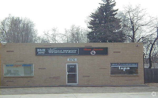 10710 W 44th Ave, Wheat Ridge, CO à vendre Photo principale- Image 1 de 3