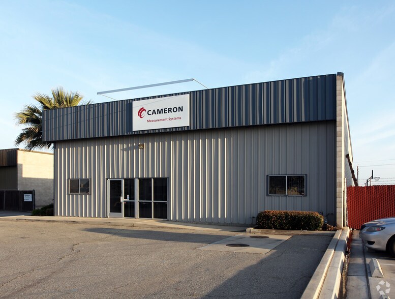 34762 Lencioni Ave, Bakersfield, CA à louer - Photo du bâtiment - Image 2 de 2