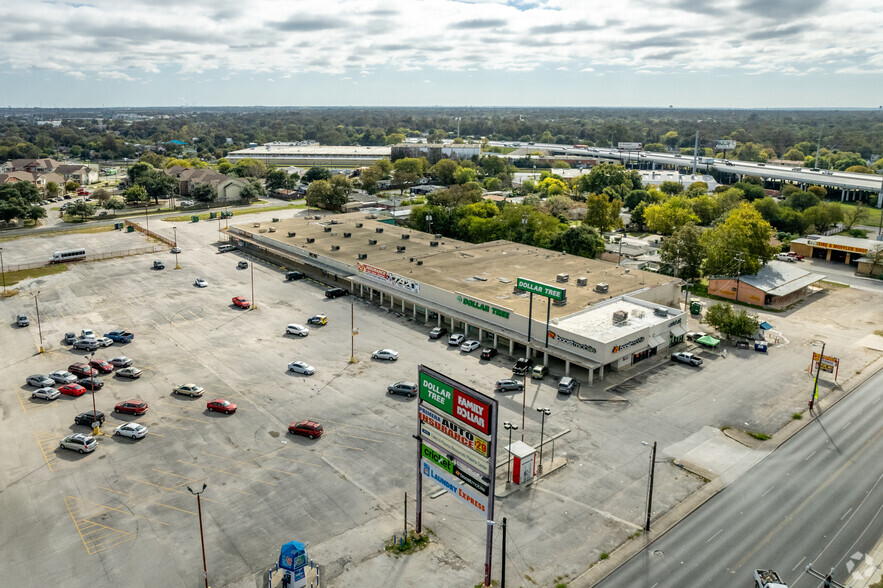 2118 S Zarzamora St, San Antonio, TX for lease - Aerial - Image 3 of 4