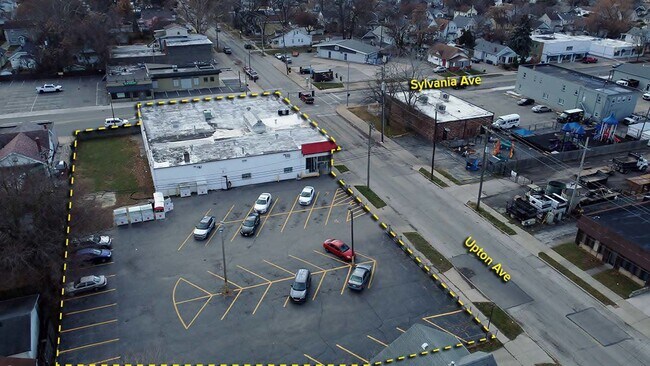 More details for 1856 W Sylvania Ave, Toledo, OH - Retail for Sale