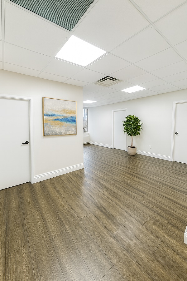 25 Charlton Ave E, Hamilton, ON for lease Interior Photo- Image 1 of 5