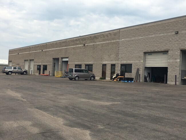 Plus de détails pour 1799 County Road 90, Maple Plain, MN - Industriel à louer