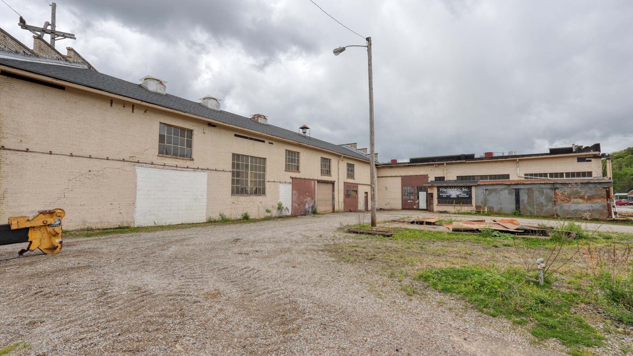 120 Graham St, Zanesville, OH for lease Primary Photo- Image 1 of 31