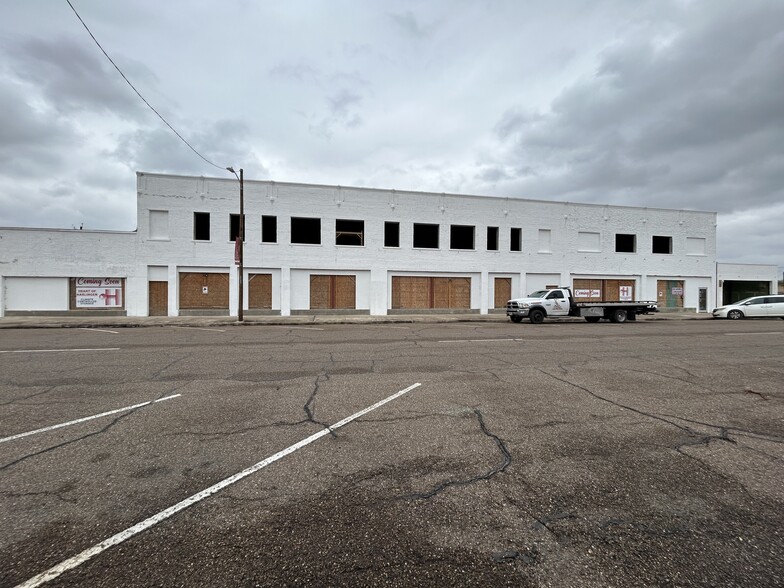 516 W Jackson St, Harlingen, TX for sale - Building Photo - Image 1 of 5