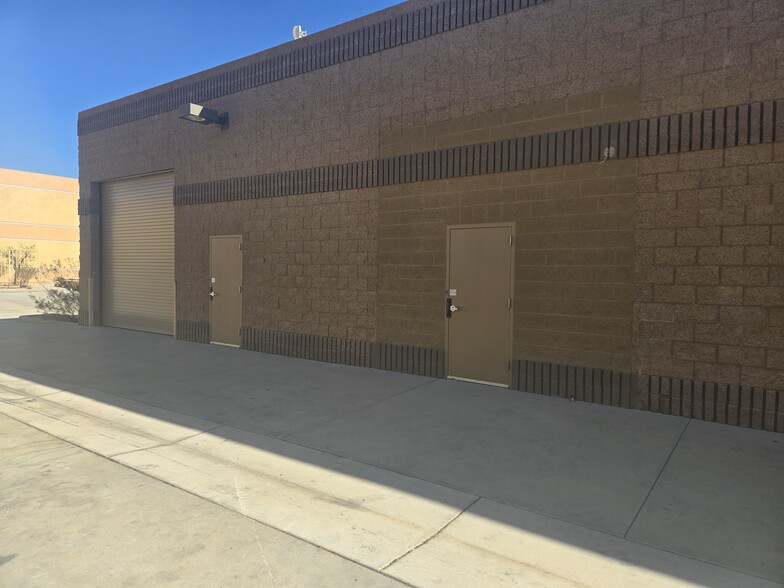 63758 Orr Way, Desert Hot Springs, CA for lease - Building Photo - Image 2 of 17