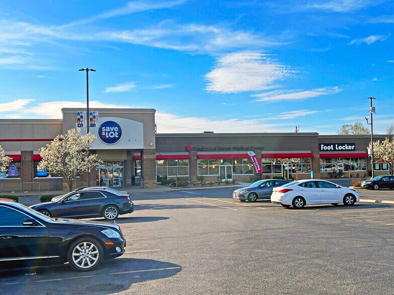 3615-3665 Page Blvd, Saint Louis, MO for lease - Building Photo - Image 1 of 4