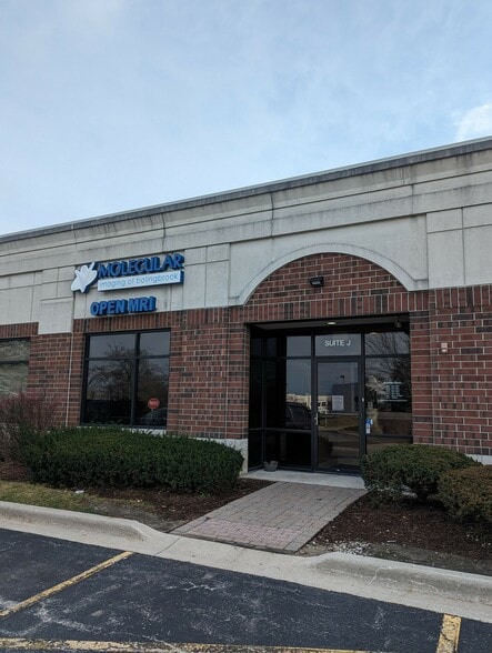 215 Remington Blvd, Bolingbrook, IL for lease - Building Photo - Image 2 of 2