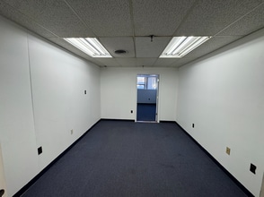 1215 Livingston Ave, North Brunswick, NJ for lease Interior Photo- Image 2 of 2