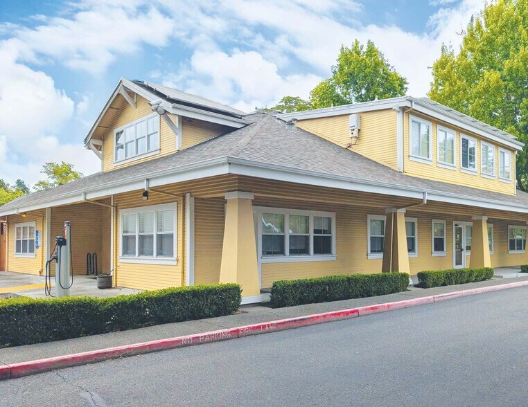 525 E Cotati Ave, Cotati, CA à vendre - Photo du bâtiment - Image 1 de 17