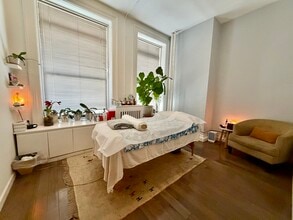 244 Fifth Ave, New York, NY for lease Interior Photo- Image 2 of 6