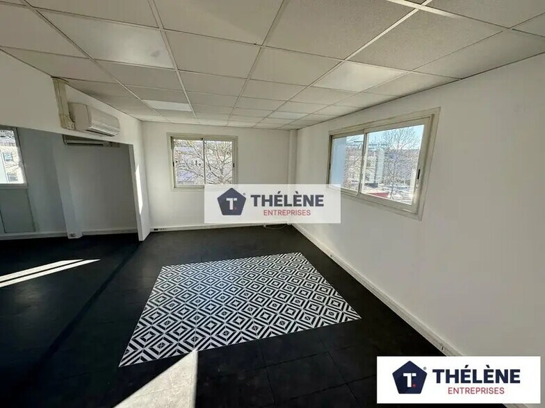 Flex in Montpellier for sale - Interior Photo - Image 3 of 6