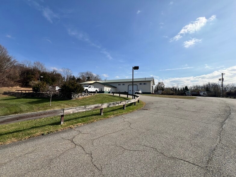10 Park Dr, Franklin, NJ for lease - Building Photo - Image 2 of 42