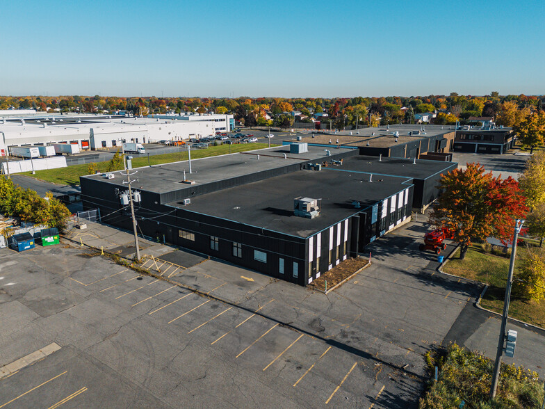 115 Rue de Lauzon, Boucherville, QC for lease - Building Photo - Image 1 of 7