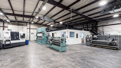 13408 Redfish Ln, Stafford, TX à louer Photo intérieure- Image 1 de 4