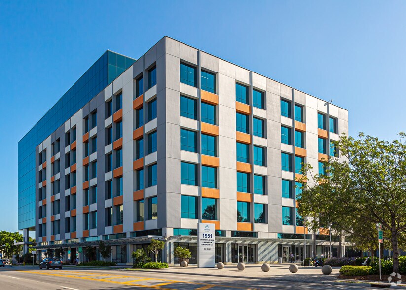 1951 NW 7th Ave, Miami, FL à louer - Photo du bâtiment - Image 1 de 6