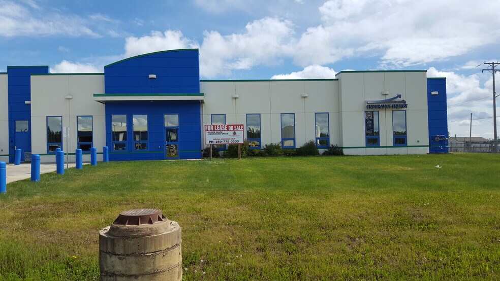 4404 55th St, Fort Nelson, BC à louer - Photo du bâtiment - Image 1 de 2