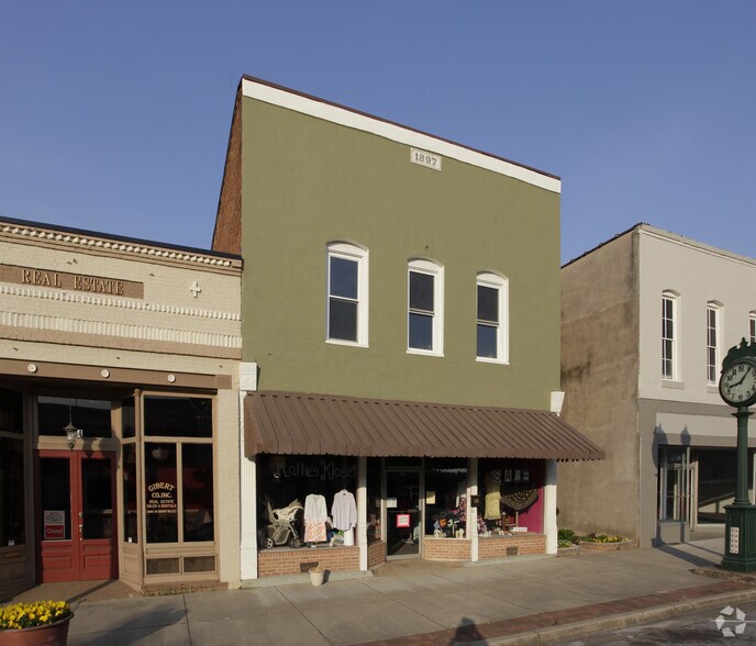 132 S Main St, Woodruff, SC for sale - Primary Photo - Image 1 of 16