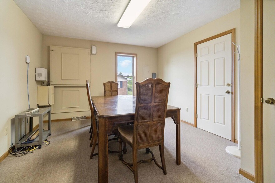 1509 1/2 Lexington Rd, Richmond, KY à louer - Photo intérieure - Image 3 de 10