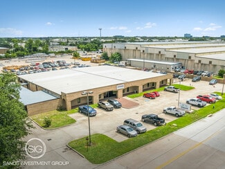 More details for 9450 W Wingfoot Rd, Houston, TX - Industrial for Sale