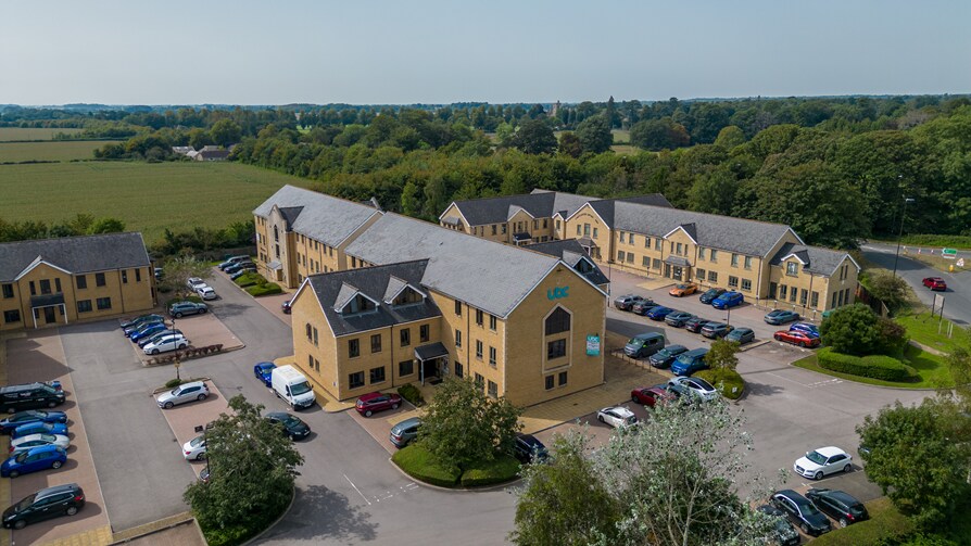 Tetbury Rd, Cirencester à louer - Photo du bâtiment - Image 3 de 18