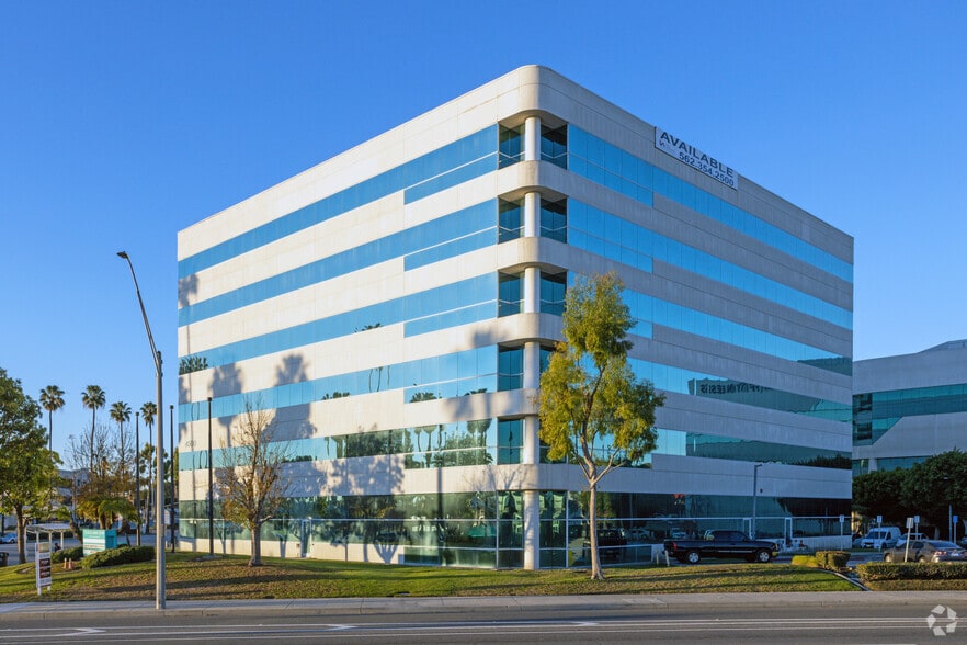 4500 E Pacific Coast Hwy, Long Beach, CA for sale - Building Photo - Image 2 of 8
