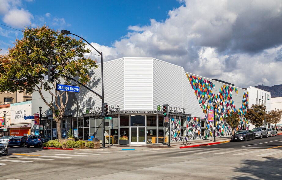 200 N San Fernando Blvd, Burbank, CA à louer - Photo du bâtiment - Image 2 de 10