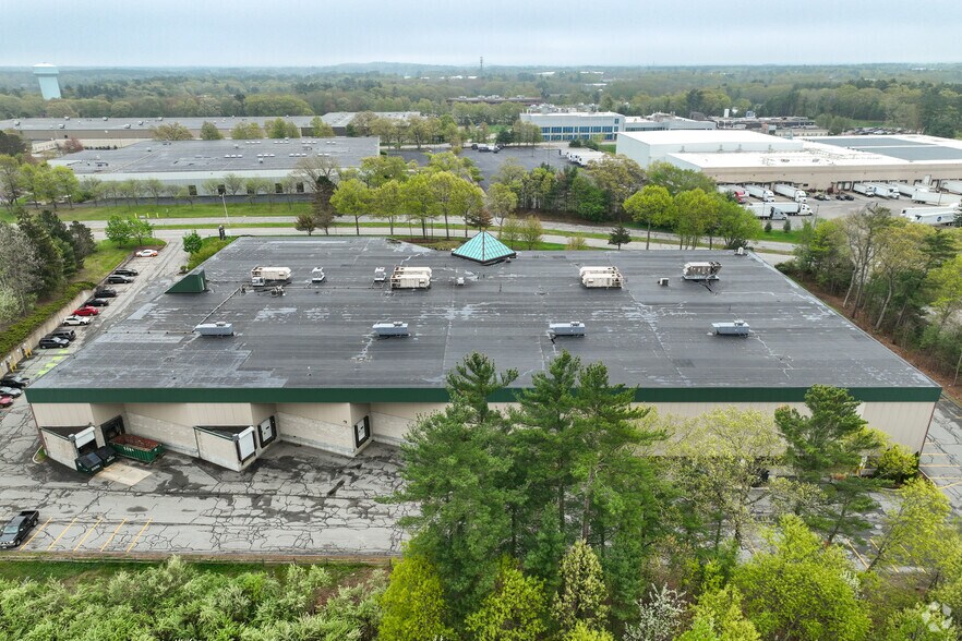 350R Myles Standish Blvd, Taunton, MA à louer - Photo du bâtiment - Image 2 de 4