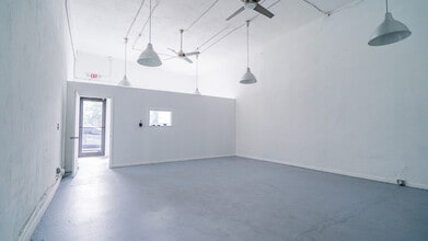101-119 NE 54th St, Miami, FL for lease Interior Photo- Image 2 of 3
