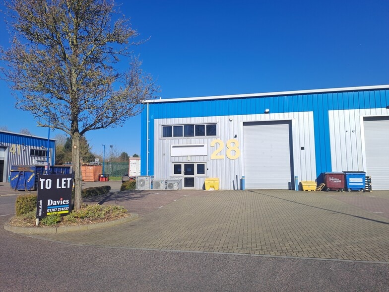 Hearle Way, Hatfield for lease - Building Photo - Image 2 of 3