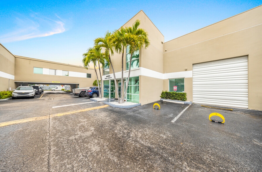 7452-7466 SW 48th St, Miami, FL for sale - Building Photo - Image 2 of 34