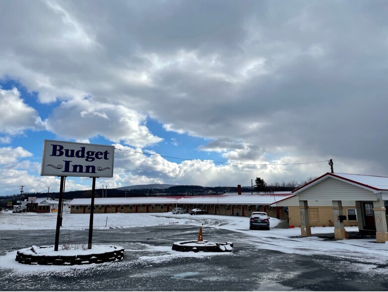 885 Old Route 22, Duncansville, PA à vendre - Photo du bâtiment - Image 1 de 1