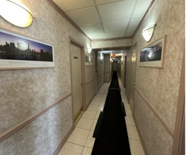 246 Mineola Blvd, Mineola, NY for lease Interior Photo- Image 1 of 7