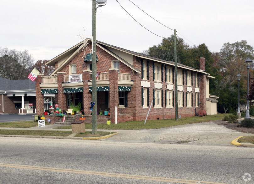214 W Broad St, Elizabethtown, NC à vendre - Photo du bâtiment - Image 2 de 2