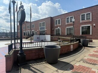 Plus de détails pour 320 Adams St, Fairmont, WV - Bureau, Local d'activités à louer