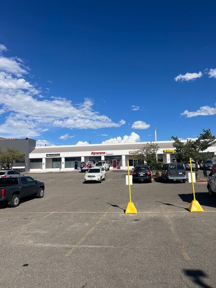 2200 S Monaco Pky, Denver, CO for lease - Building Photo - Image 2 of 67