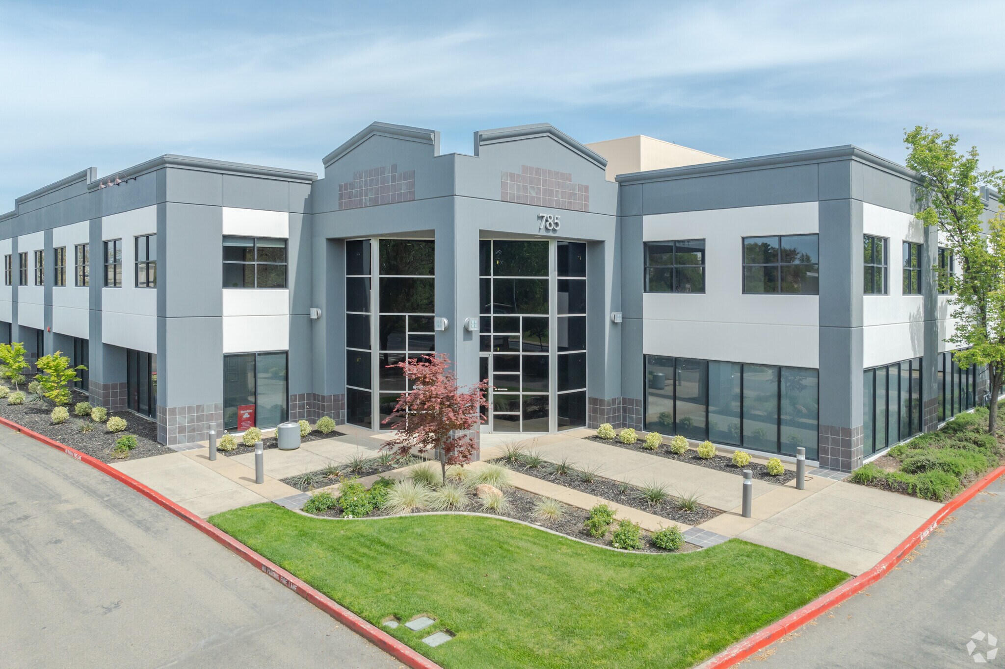 785 Orchard Dr, Folsom, CA à louer Photo du bâtiment- Image 1 de 22