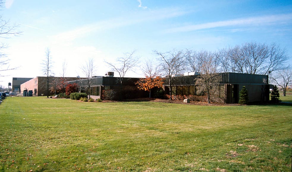 26300 Miles Rd, Bedford Heights, OH for lease - Building Photo - Image 2 of 8
