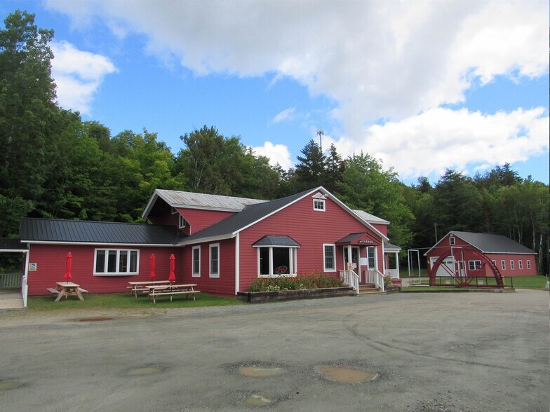 1955 Presidential Hwy, Jefferson, NH à vendre - Photo principale - Image 1 de 9