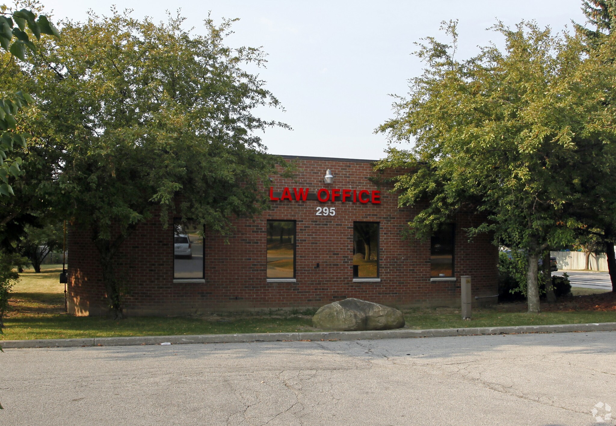 295 Matheson Blvd E, Mississauga, ON à vendre Photo principale- Image 1 de 1