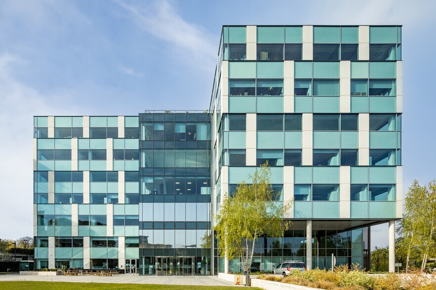 2 Park Royal, London for lease - Building Photo - Image 3 of 20