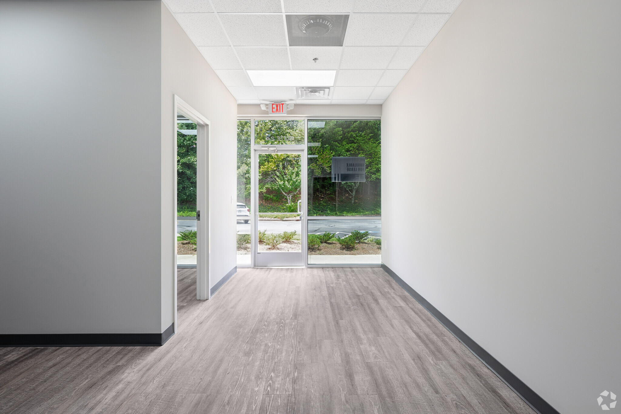 2975 Breckinridge Blvd, Duluth, GA for lease Interior Photo- Image 1 of 5