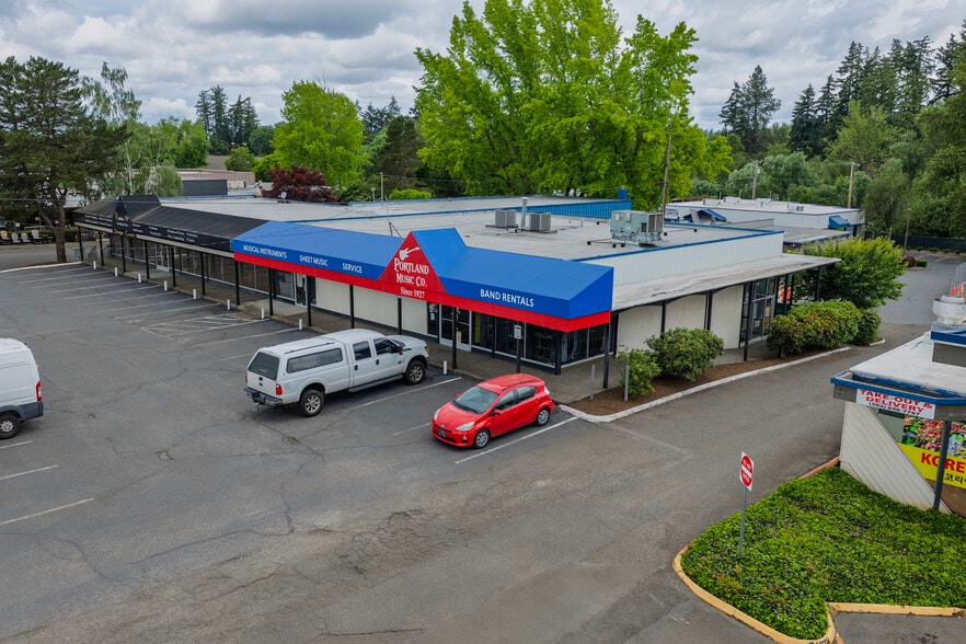 10175 SW Beaverton-hillsdale Hwy, Beaverton, OR for sale - Building Photo - Image 3 of 16