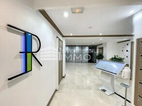 Bureau dans Fontainebleau à louer Photo du bâtiment- Image 2 de 5