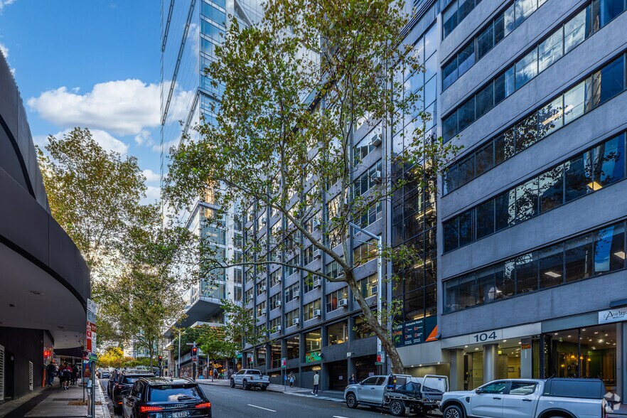 107 Walker St, North Sydney à louer - Photo du bâtiment - Image 2 de 5