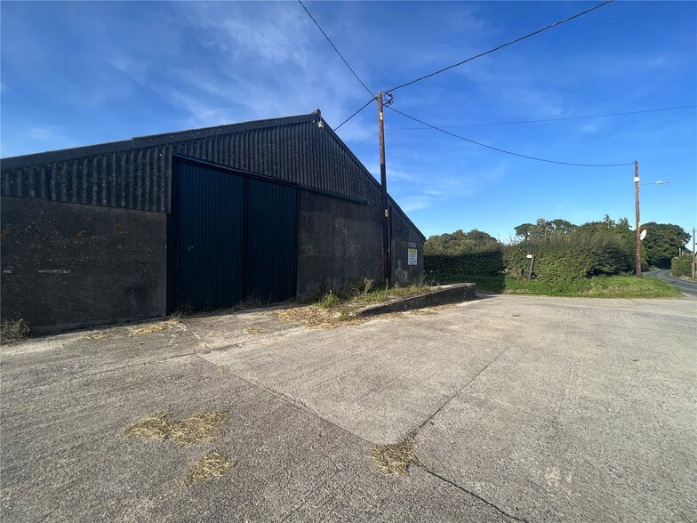 Witchell Ln, Urchfont for lease - Building Photo - Image 2 of 4