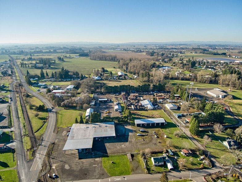 812 McClaine St, Silverton, OR for sale - Building Photo - Image 3 of 64