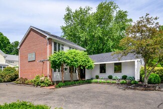 Plus de détails pour 10 Walker St, Kittery, ME - Bureau/Commerce de détail à louer