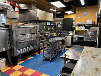 More details for 335 Wellington St, Port Colborne, ON - Retail for Sale