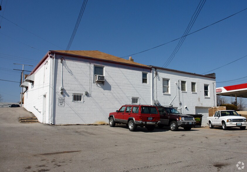 940-944 Lemay Ferry Rd, Saint Louis, MO à louer - Photo du bâtiment - Image 2 de 2