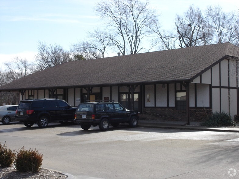 2619 W 6th St, Lawrence, KS for sale - Building Photo - Image 3 of 26